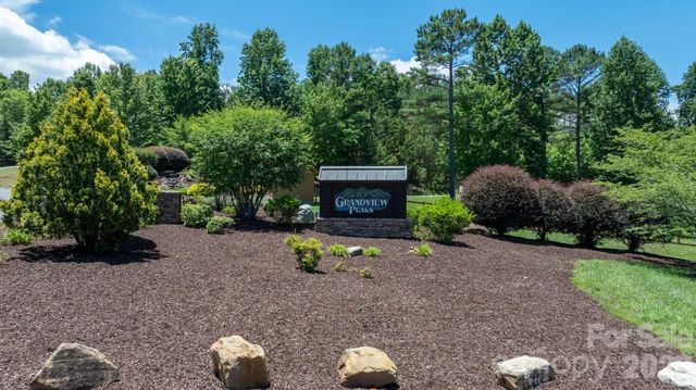 108 Mountain Brook Trail, Nebo, NC 28761