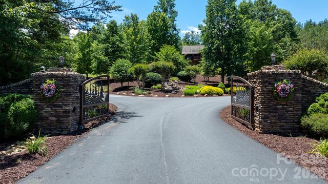 108 Mountain Brook Trail, Nebo, NC 28761