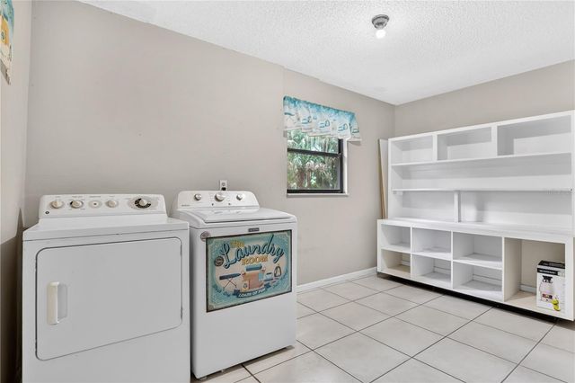 599 LAKE GENEVA ROAD, Geneva, FL 32732