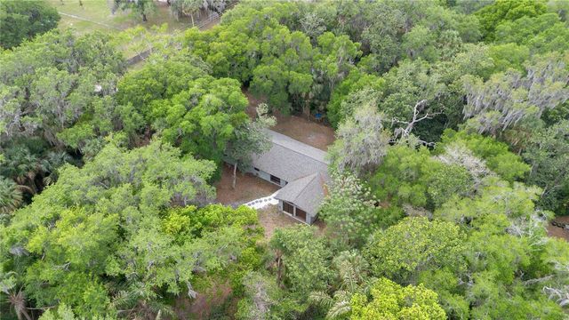 599 LAKE GENEVA ROAD, Geneva, FL 32732