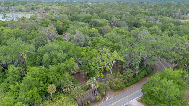 599 LAKE GENEVA ROAD, Geneva, FL 32732
