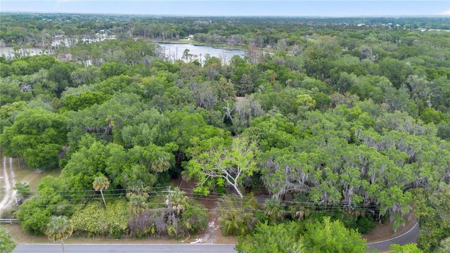 599 LAKE GENEVA ROAD, Geneva, FL 32732