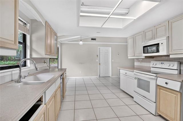 599 LAKE GENEVA ROAD, Geneva, FL 32732