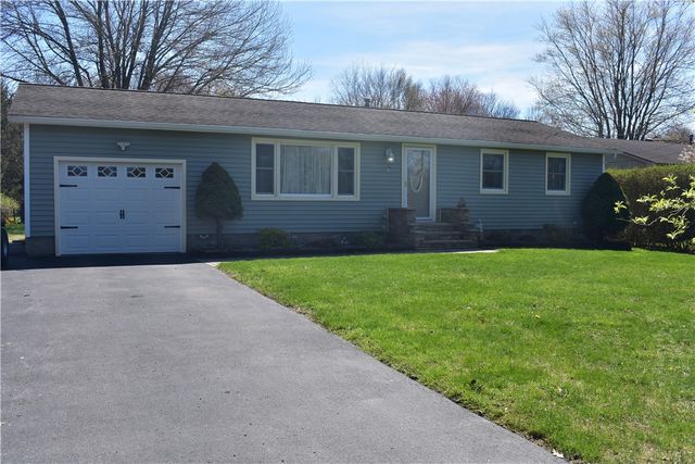 579 Mill Road, Greece, NY 14626
