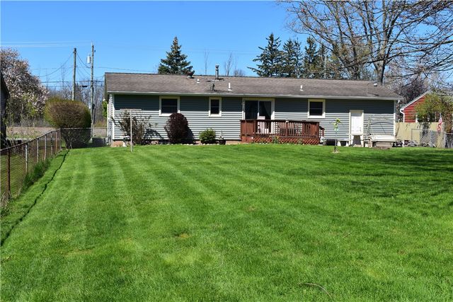 579 Mill Road, Greece, NY 14626