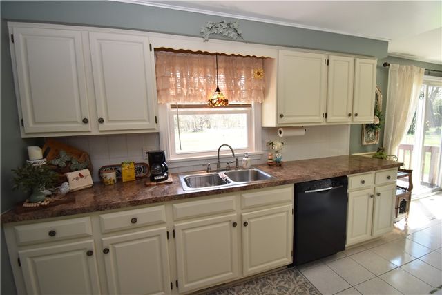 579 Mill Road, Greece, NY 14626
