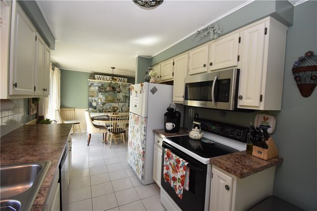 579 Mill Road, Greece, NY 14626