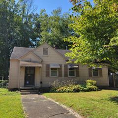 3143 S LAFAYETTE CIR, Memphis, TN 38111