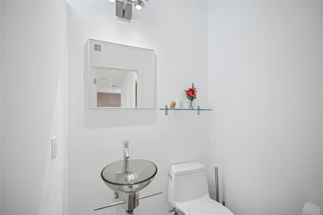 505 W Alabama Street C, Houston, TX 77006