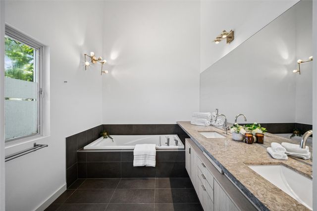 505 W Alabama Street C, Houston, TX 77006