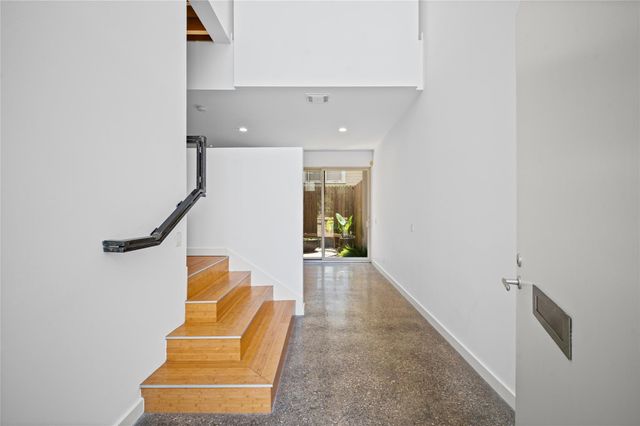 505 W Alabama Street C, Houston, TX 77006