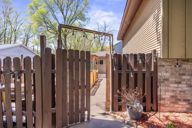 4035 White Bear Avenue N, White Bear Lake, MN 55110