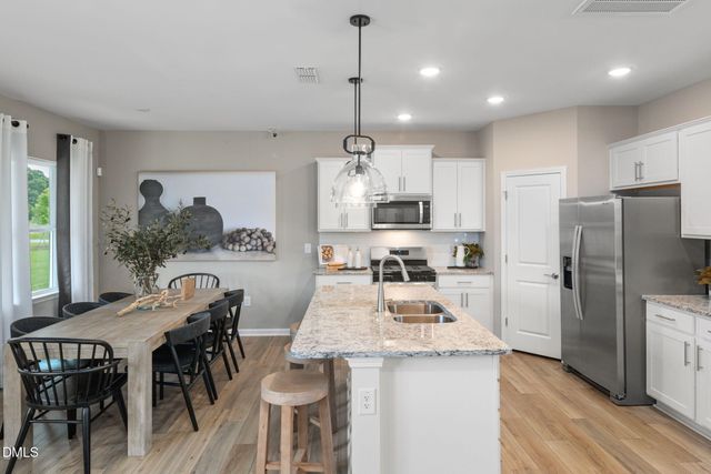 613 Wicklow Hall Drive, Fuquay Varina, NC 27526