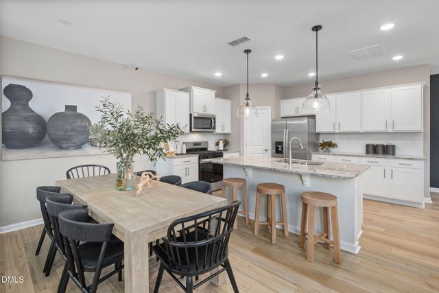 613 Wicklow Hall Drive, Fuquay Varina, NC 27526