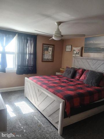 325 WESTPARK LN, Clifton Heights, PA 19018