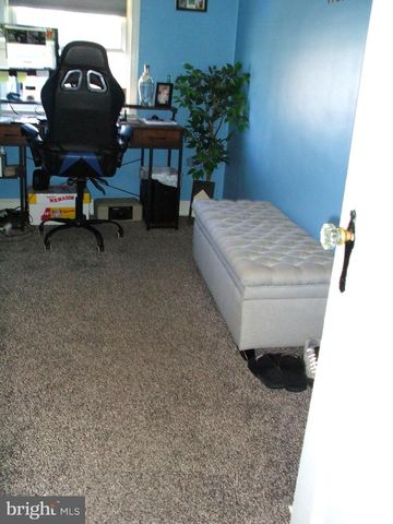 325 WESTPARK LN, Clifton Heights, PA 19018