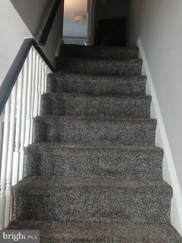 325 WESTPARK LN, Clifton Heights, PA 19018