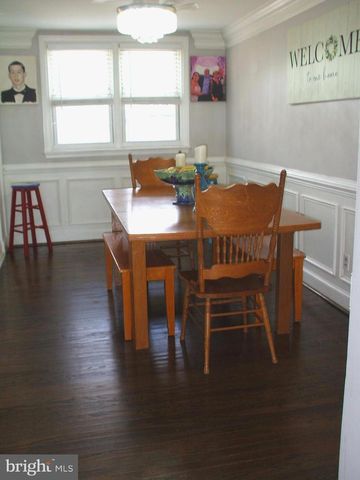 325 WESTPARK LN, Clifton Heights, PA 19018