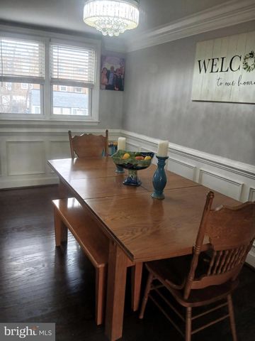 325 WESTPARK LN, Clifton Heights, PA 19018