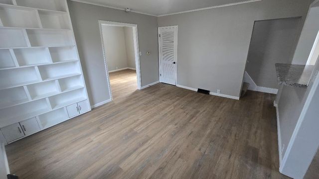 3006 Roosevelt Street, Clinton, IA 52732