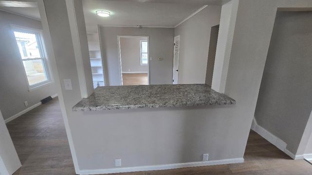 3006 Roosevelt Street, Clinton, IA 52732