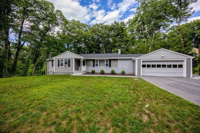 30 Sawyer Ln, Holden, MA 01520