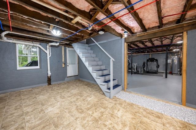 30 Sawyer Ln, Holden, MA 01520