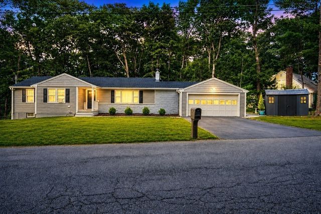 30 Sawyer Ln, Holden, MA 01520