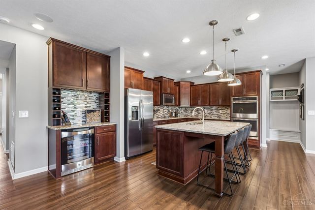 5228 Peterborough Drive, Green Twp, OH 45002