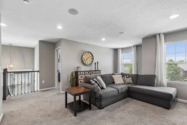5228 Peterborough Drive, Green Twp, OH 45002
