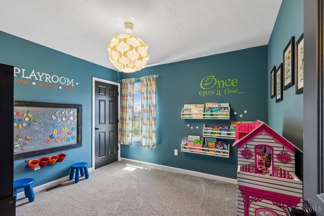5228 Peterborough Drive, Green Twp, OH 45002