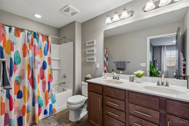 5228 Peterborough Drive, Green Twp, OH 45002