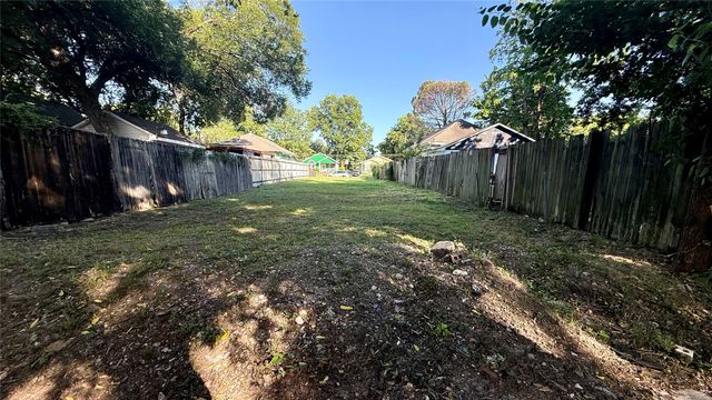 5229 Garland Avenue, Dallas, TX 75223