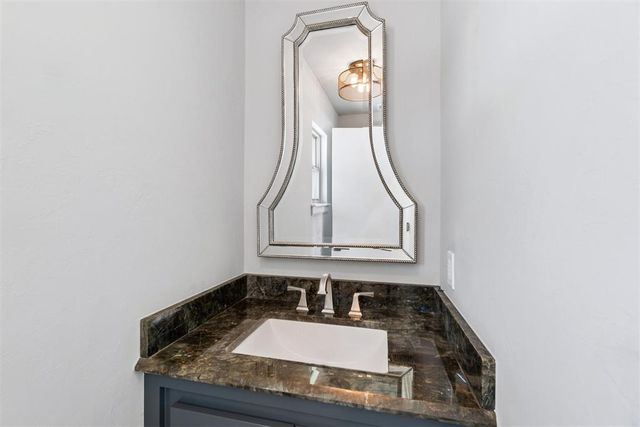 807 Willment Place, Edmond, OK 73034