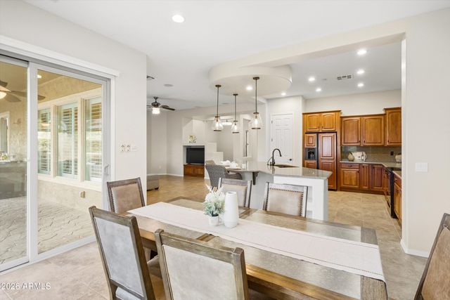 13088 W DESERT VISTA Trail, Peoria, AZ 85383