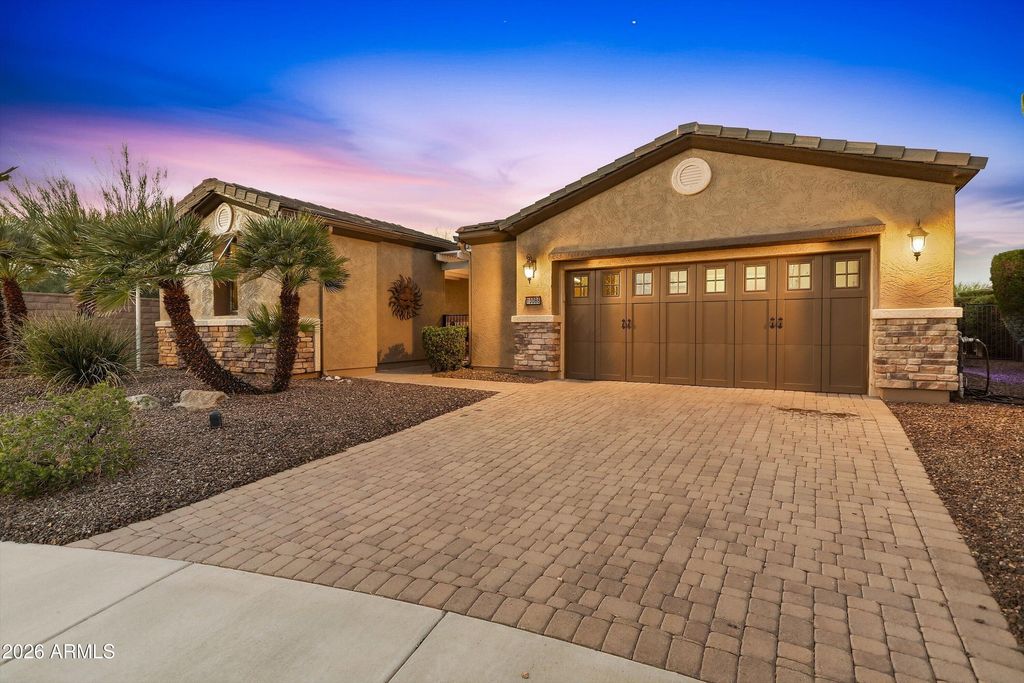 13088 W DESERT VISTA Trail, Peoria, AZ 85383 — photo 3