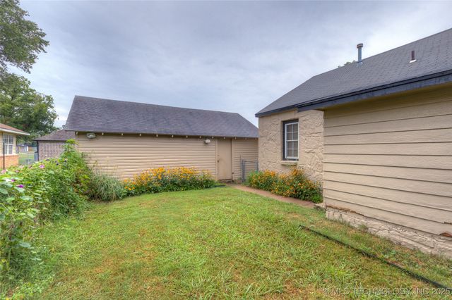 514 N Weenonah Avenue W, Claremore, OK 74017