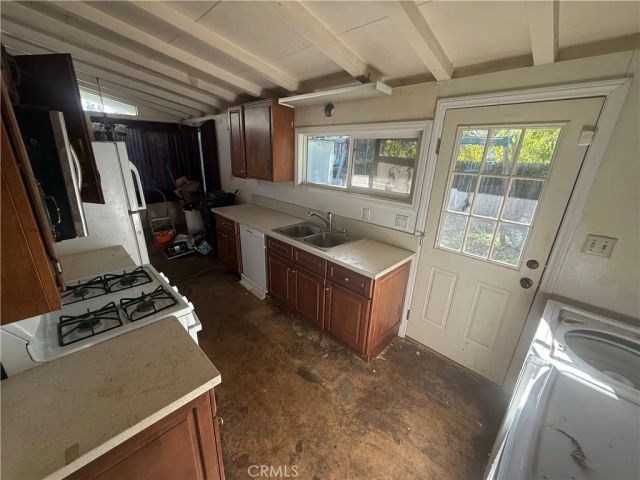 1126 E Ada, Glendora, CA 91741