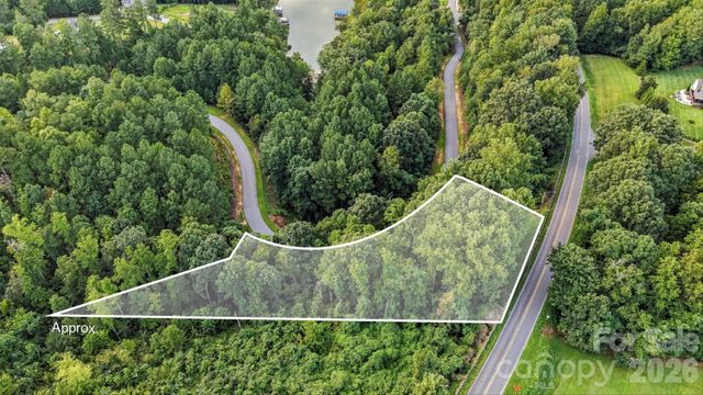 1207 Lake Vista Drive NE, Valdese, NC 28690