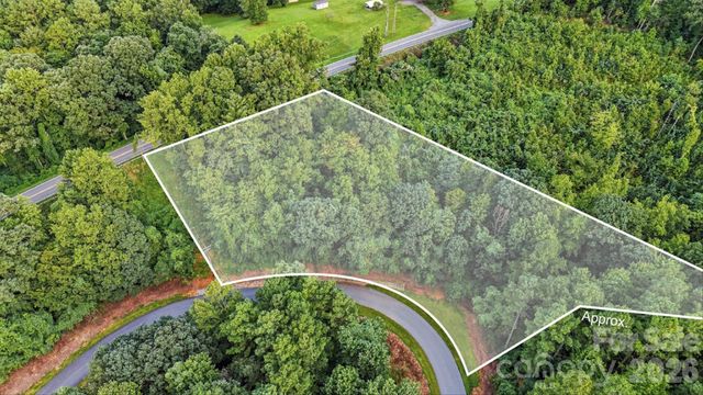 1207 Lake Vista Drive NE, Valdese, NC 28690
