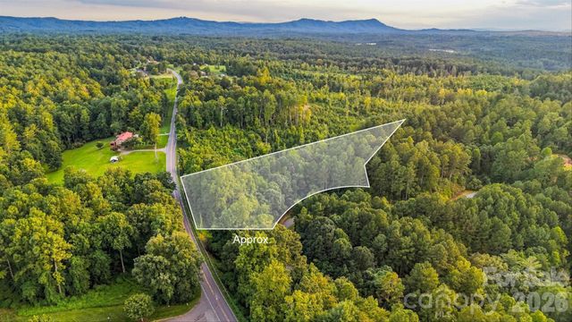 1207 Lake Vista Drive NE, Valdese, NC 28690