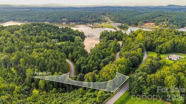 1207 Lake Vista Drive NE, Valdese, NC 28690