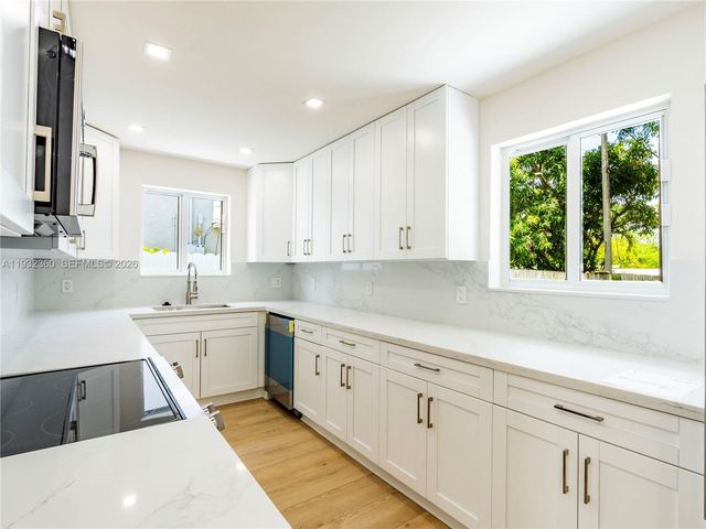 254 SW 4th St 0, Dania Beach, FL 33004