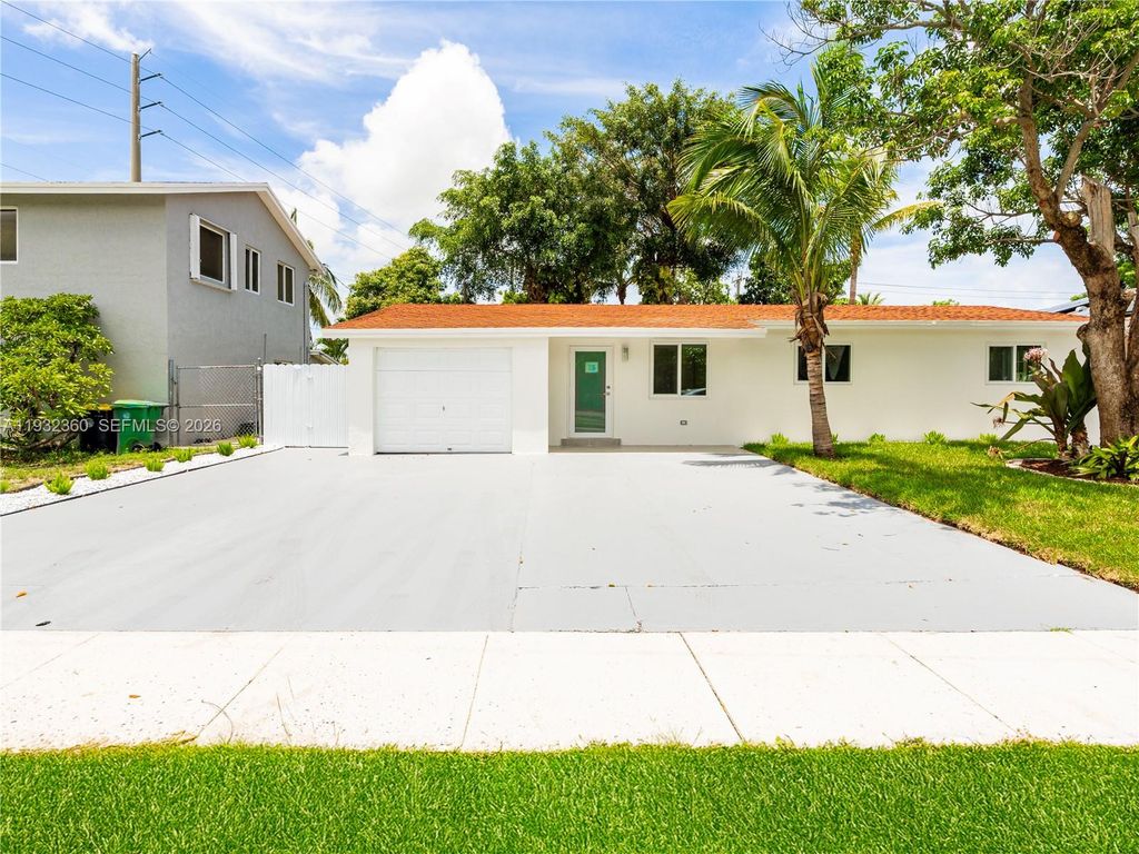 254 SW 4th St 0, Dania Beach, FL 33004