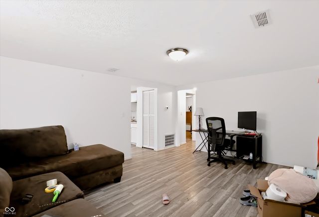 3026 S Lyons Avenue, Indianapolis, IN 46241