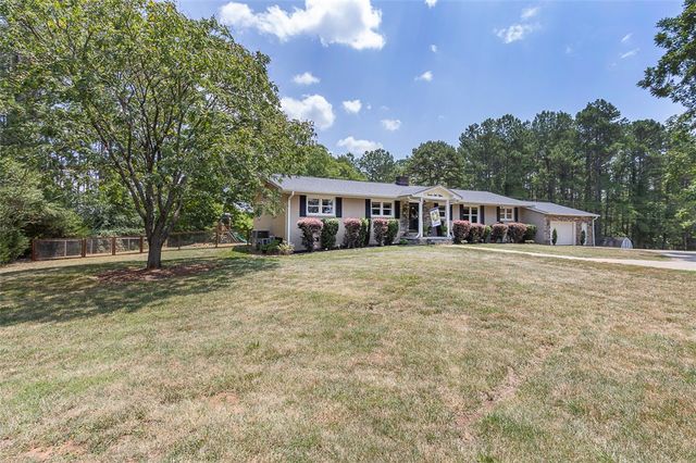 2815 Waccamaw Trail, Anderson, SC 29621