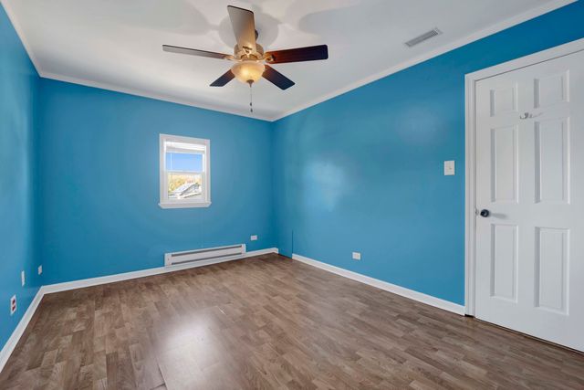 9304 S Utica Avenue, Evergreen Park, IL 60805