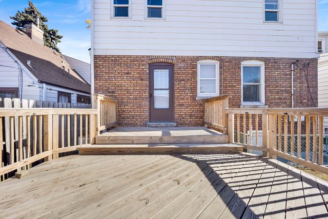 9304 S Utica Avenue, Evergreen Park, IL 60805