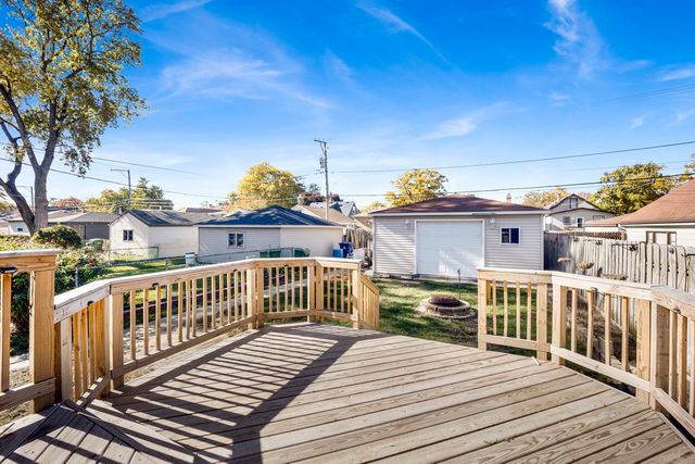 9304 S Utica Avenue, Evergreen Park, IL 60805