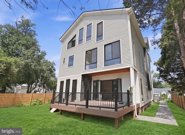 6931 OAK RIDGE RD, Falls Church, VA 22042